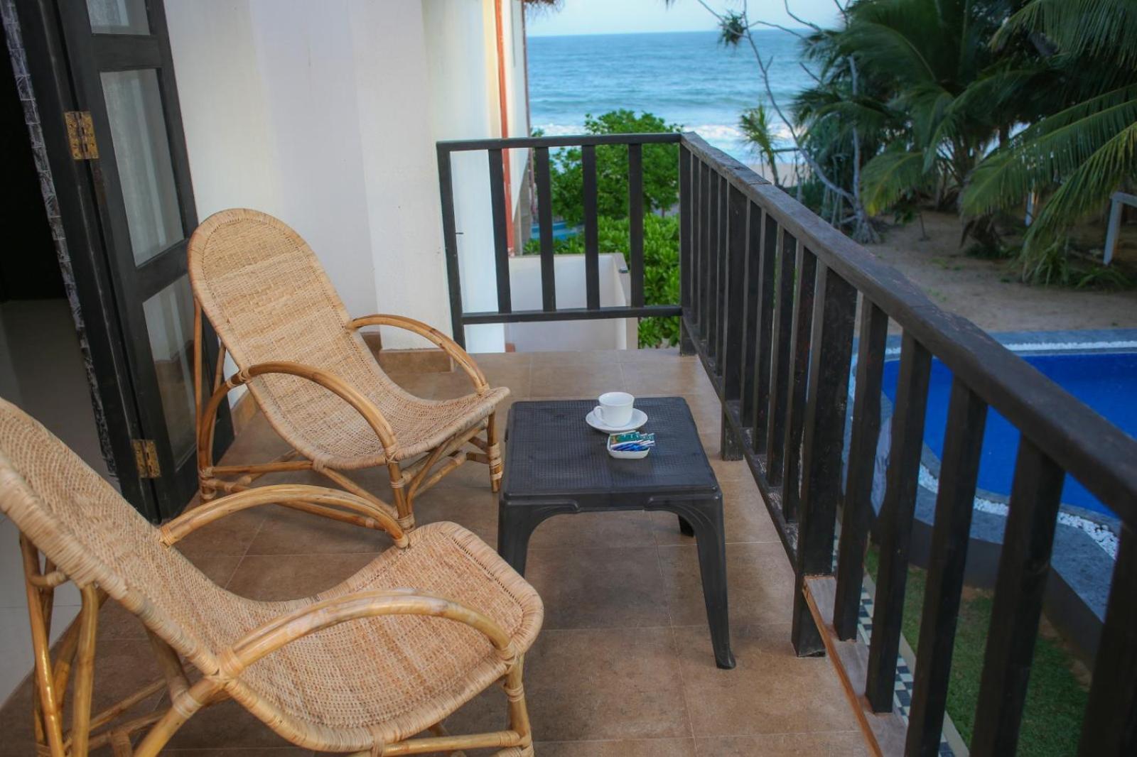 Blue Ocean Resort Netolpitiya Экстерьер фото