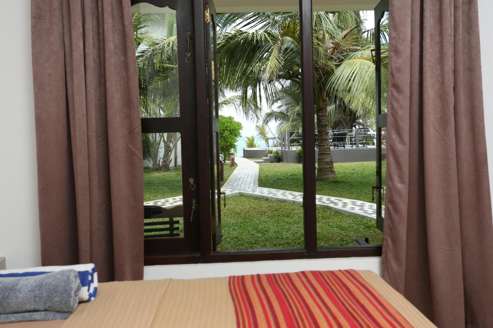 Blue Ocean Resort Netolpitiya Экстерьер фото