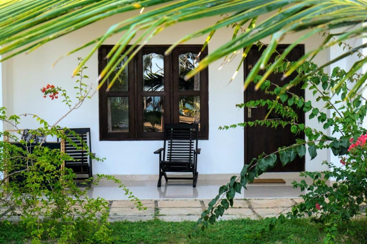 Blue Ocean Resort Netolpitiya Экстерьер фото